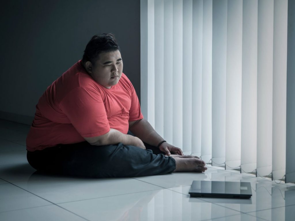 Mengapa Stres Bisa Menyebabkan Berat Badan Naik?